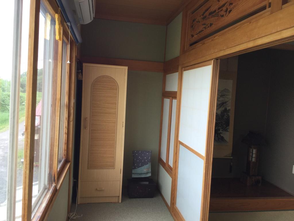 Natsumi No Sato Hotel Biei Room photo